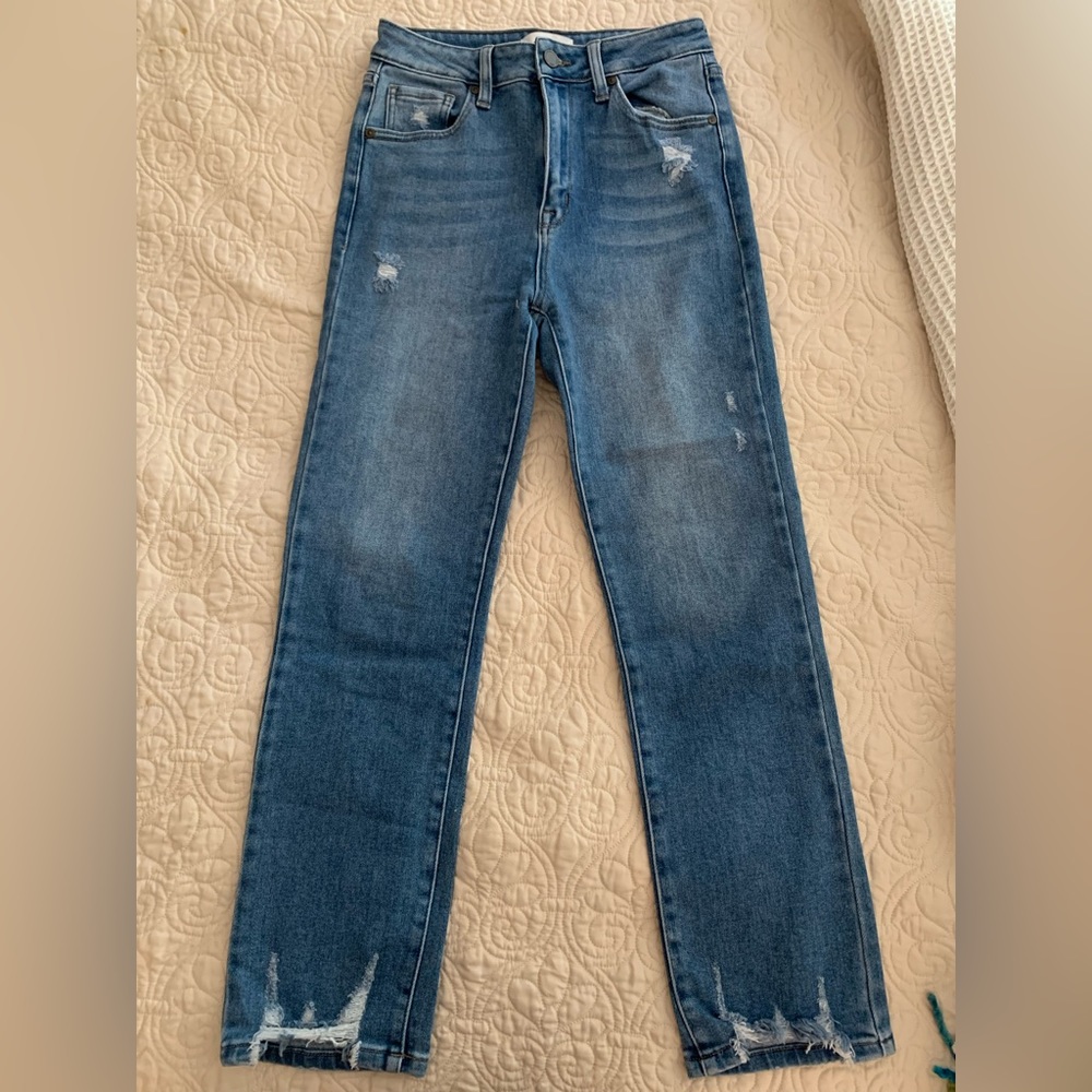 JBD distressed hem straight leg cropped jeans
